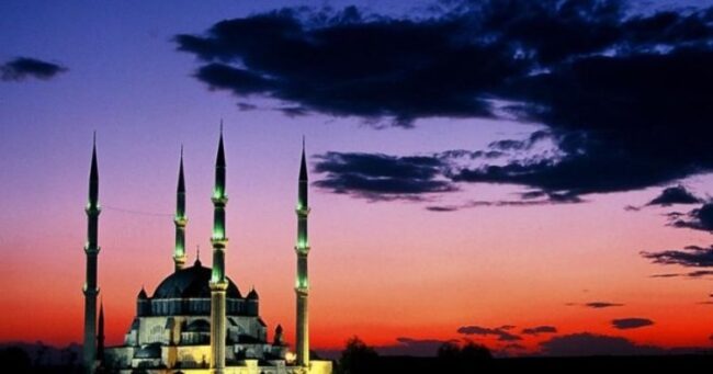 752×395-ruyada-oruc-tutmak-ve-sahura-kalkmak-ne-anlama-gelir-1556364942880